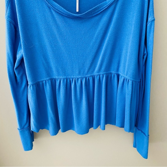 Free People Pullover Long Sleeve Crop Top Blue Sz Small - Picture 3 of 9